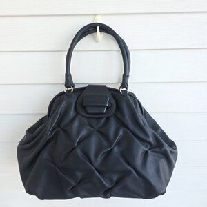 Smythson of Bond St Nancy Black Quilted Leather Flap Top handle Shoulder Handbag